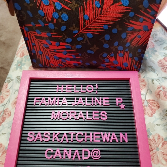 🎁SOLD🎁 Toiletry 26 Jungle edition - Picture 2 of 13